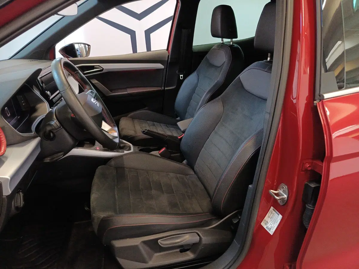 SEAT Arona usata a Varese (8)