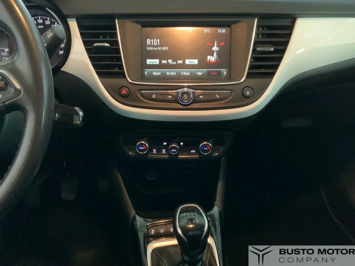 Opel Crossland usata a Varese (12)