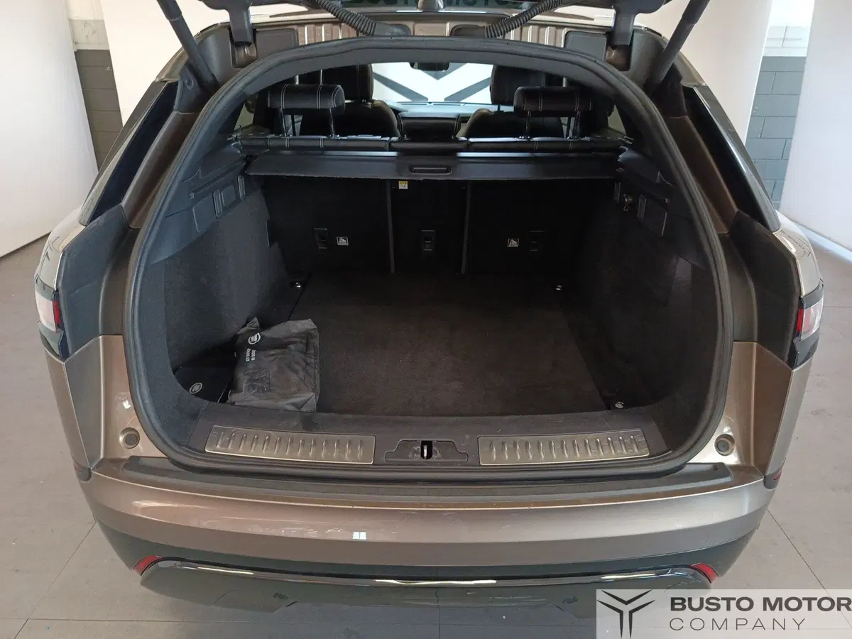 Land Rover Range Rover Velar usata a Varese (10)