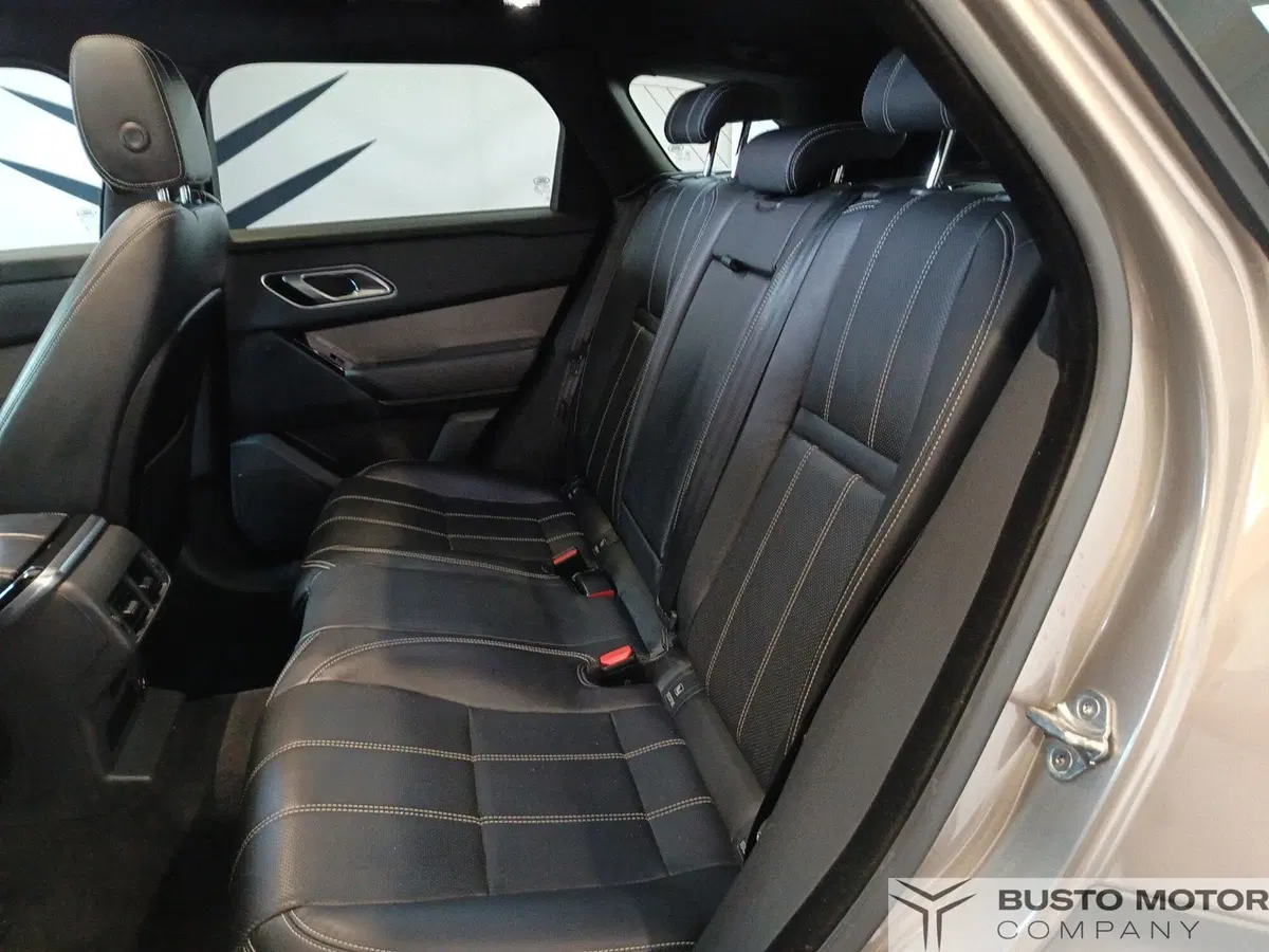 Land Rover Range Rover Velar usata a Varese (9)
