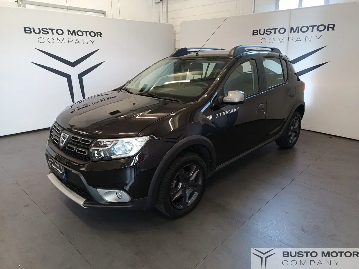 Dacia Sandero usata a Varese (3)