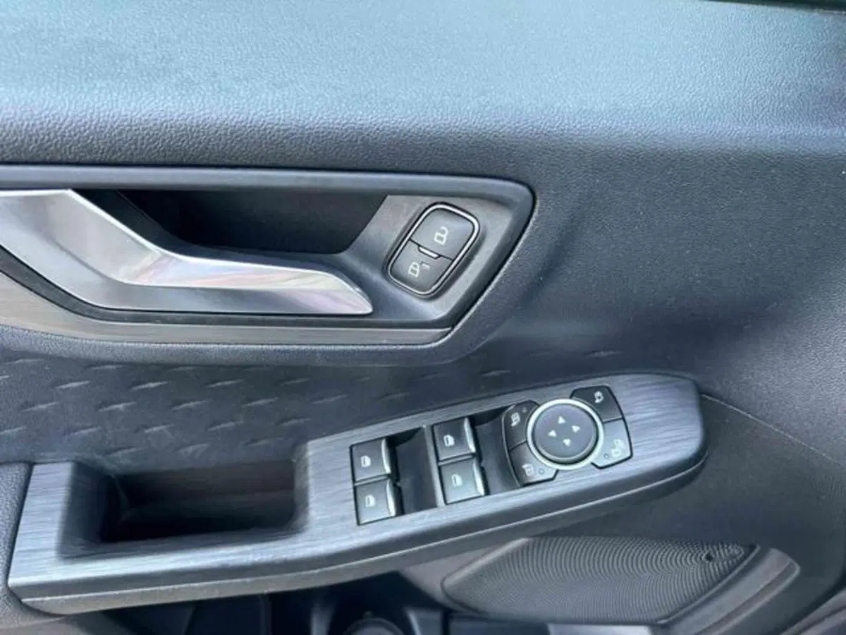 Ford Kuga usata a Bologna (16)