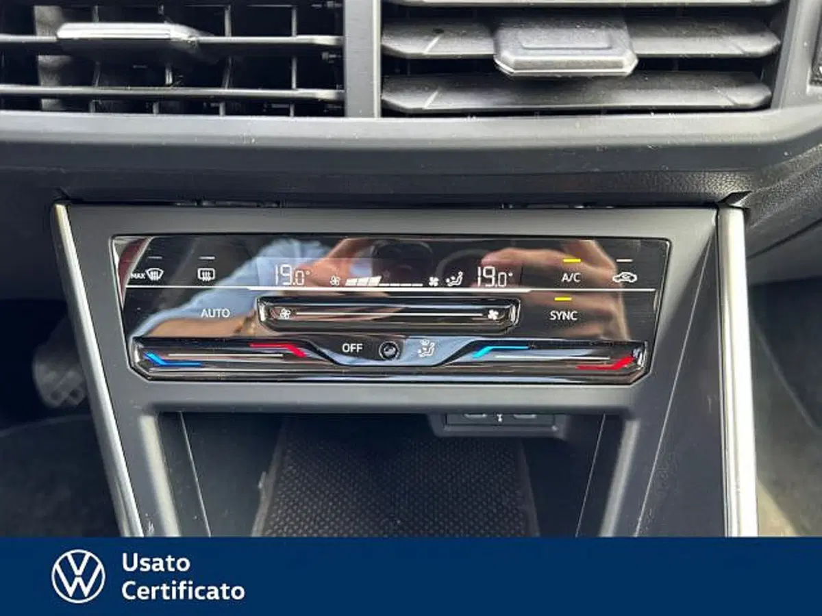 Volkswagen Taigo usata a Vicenza (16)