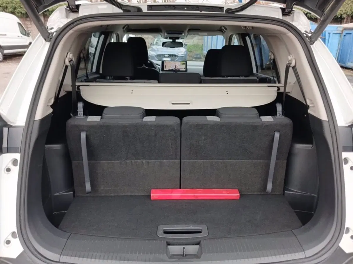 Nissan X-Trail usata a Milano (17)