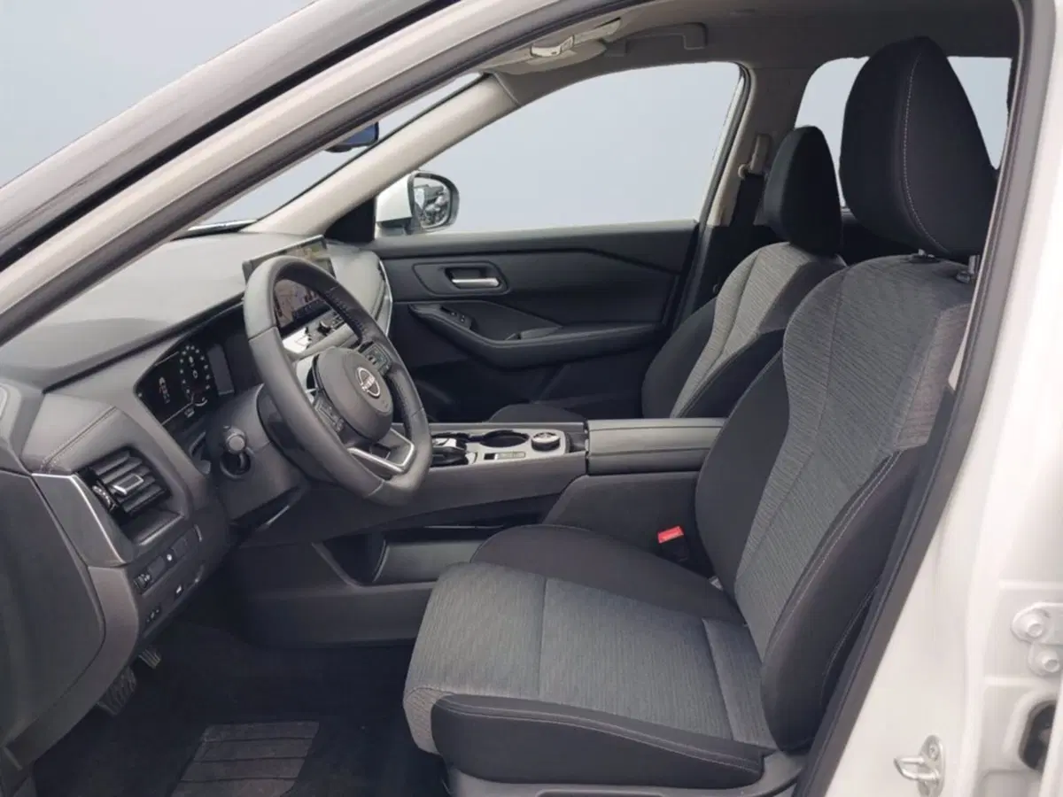 Nissan X-Trail usata a Milano (9)