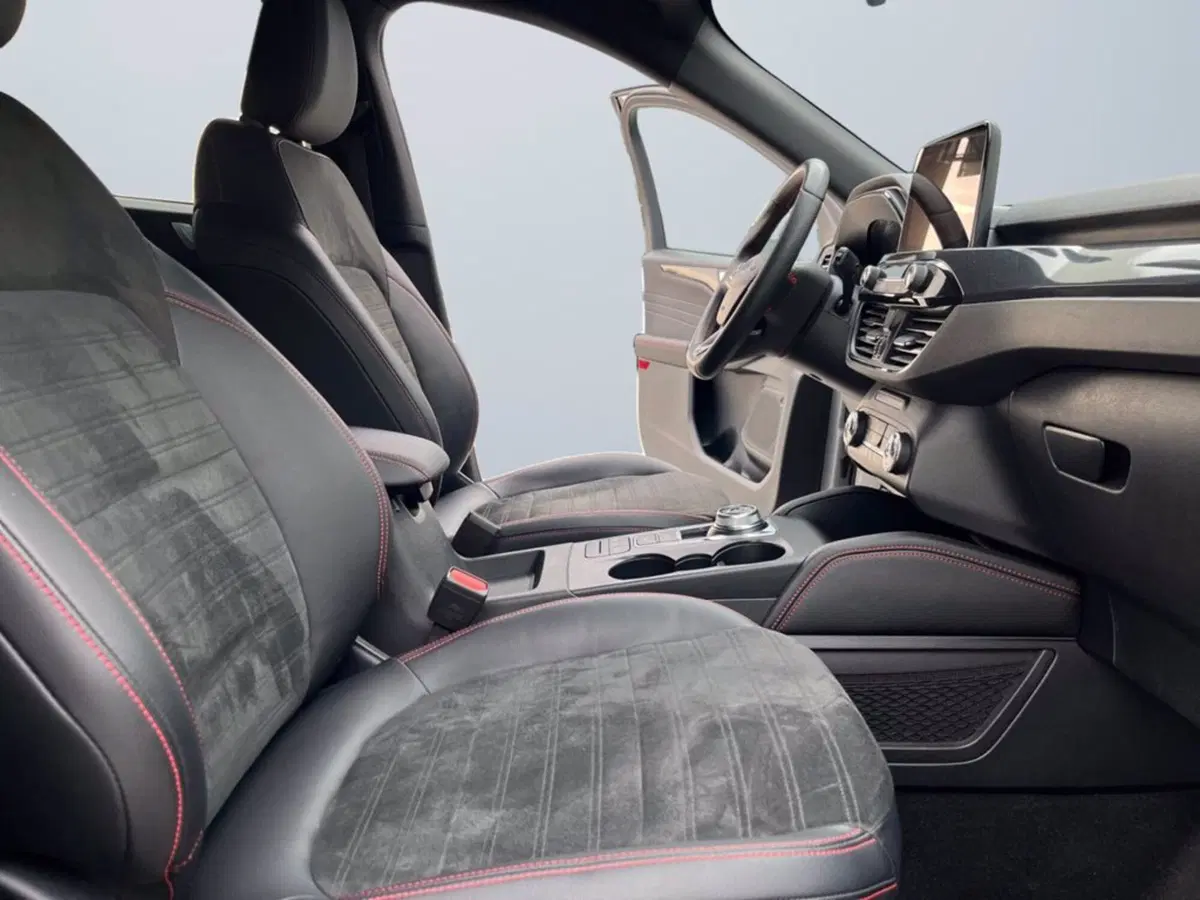 Ford Kuga usata a Milano (16)