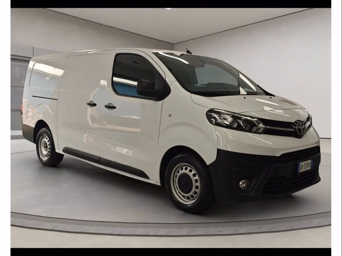 Toyota Proace usata a Catania (8)