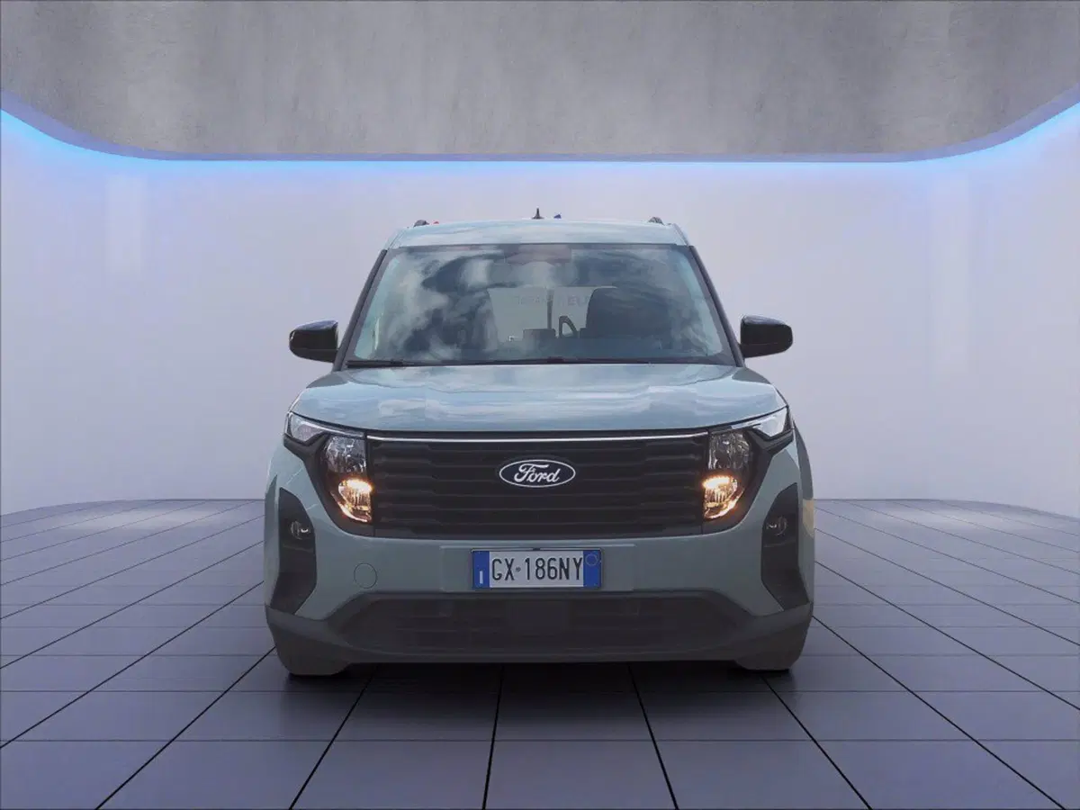 Ford Tourneo Courier usata a Milano (2)
