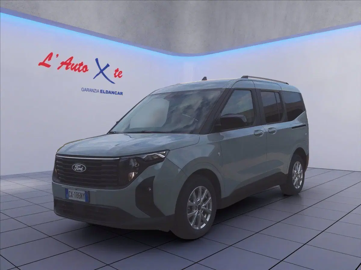 Ford Tourneo Courier usata a Milano (3)