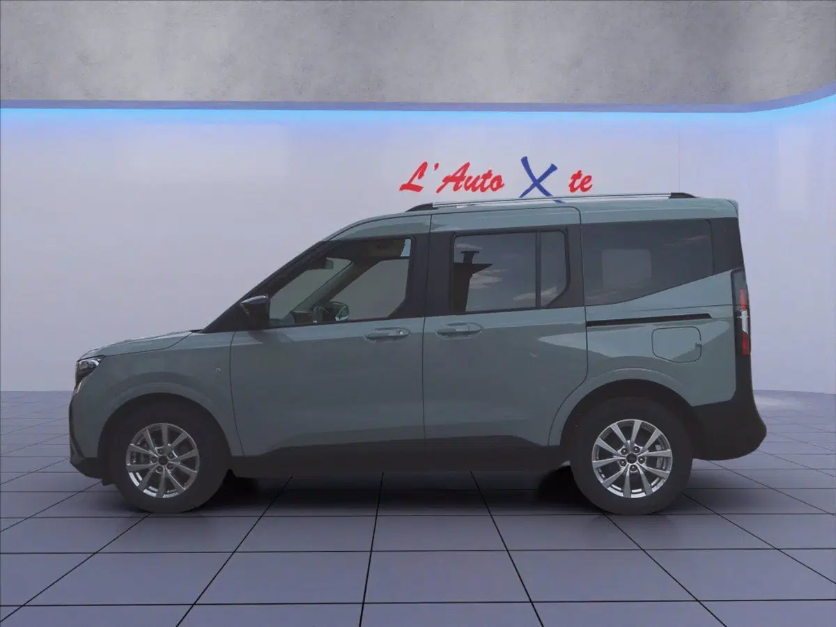 Ford Tourneo Courier usata a Milano (4)