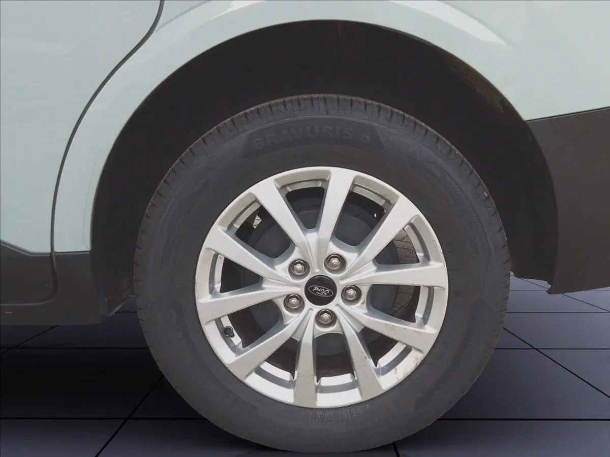 Ford Tourneo Courier usata a Milano (7)