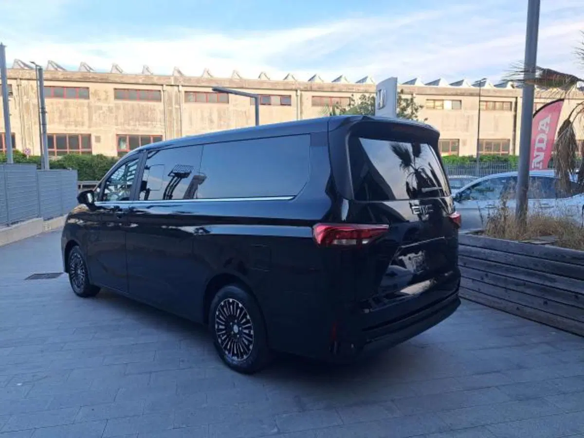 Emc Nove nuova a Savona (8)