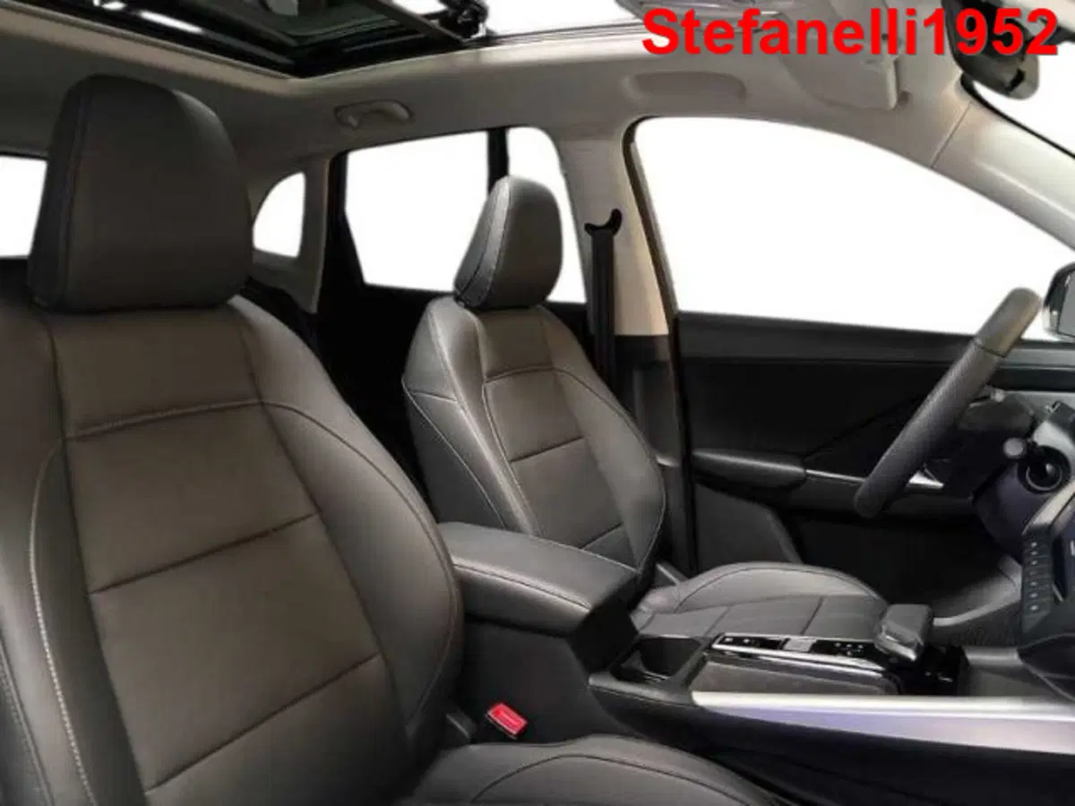 Mg ZS EV nuova a Bologna (16)
