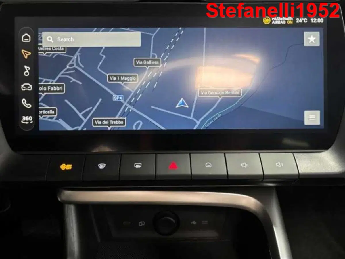 Mg ZS EV nuova a Bologna (17)