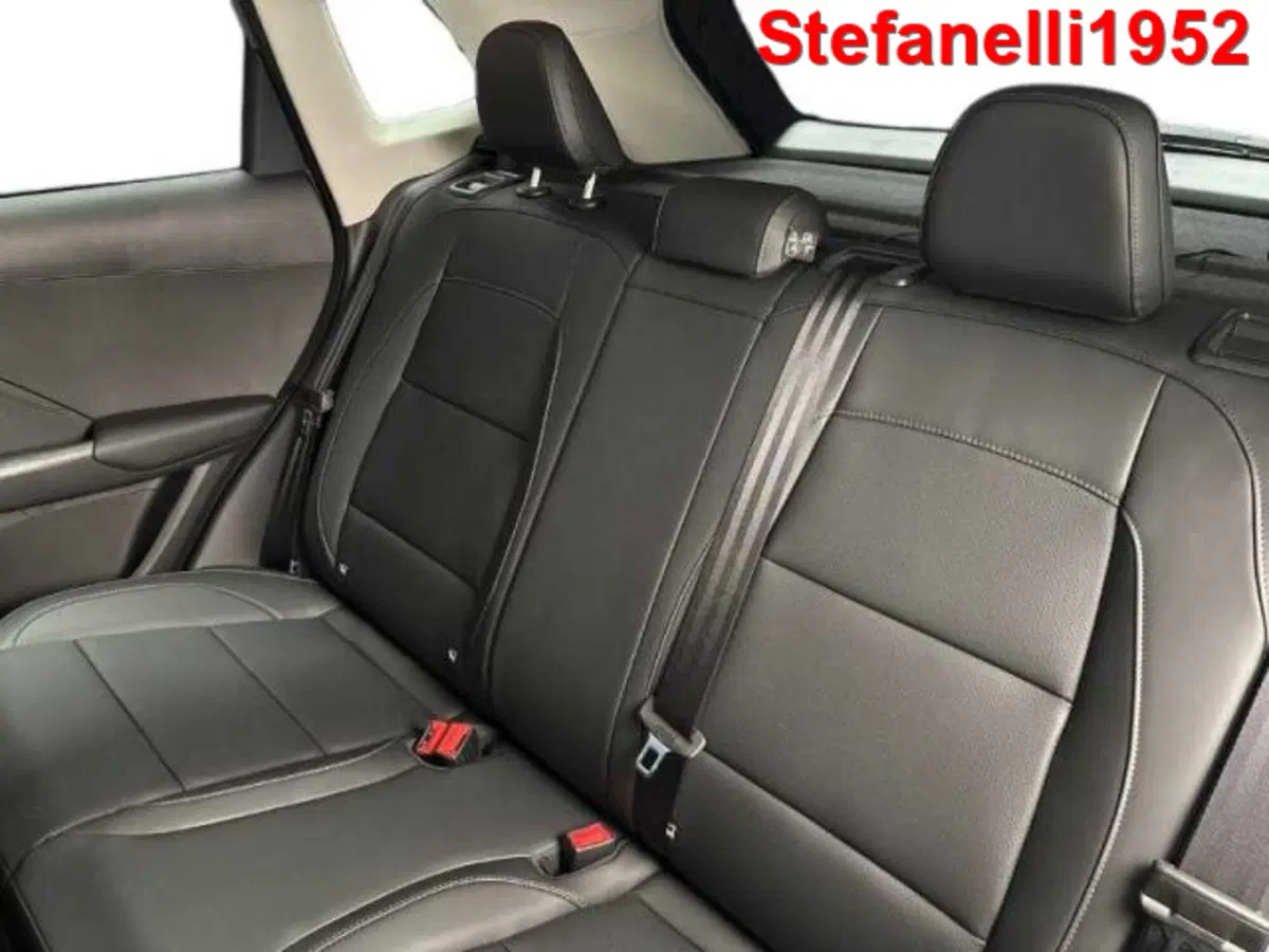 Mg ZS EV nuova a Bologna (9)