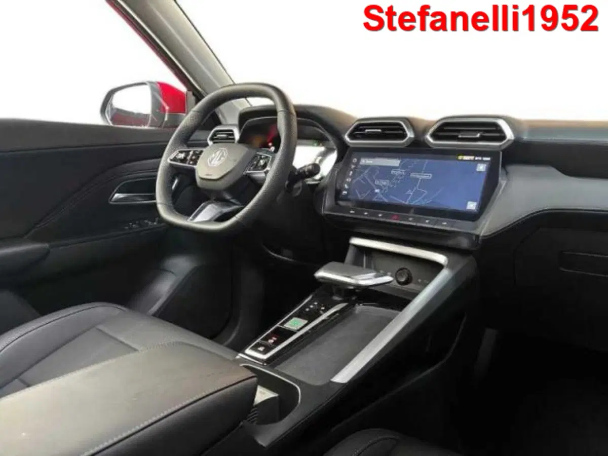 Mg ZS EV nuova a Bologna (15)