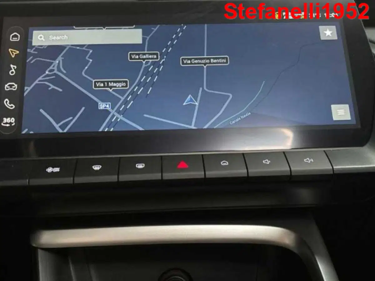 Mg ZS EV nuova a Bologna (17)