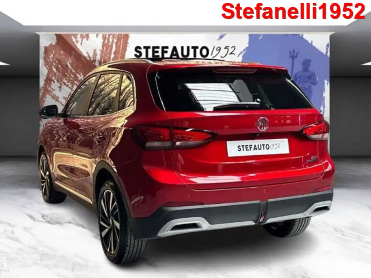 Mg ZS EV nuova a Bologna (5)