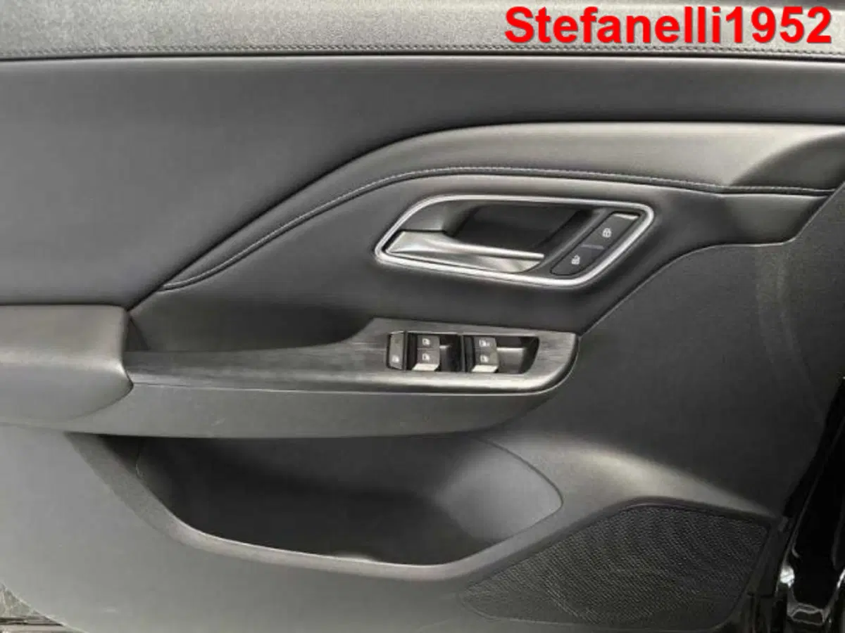 Mg ZS EV nuova a Bologna (10)