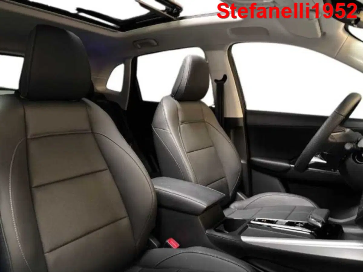 Mg ZS EV nuova a Bologna (16)