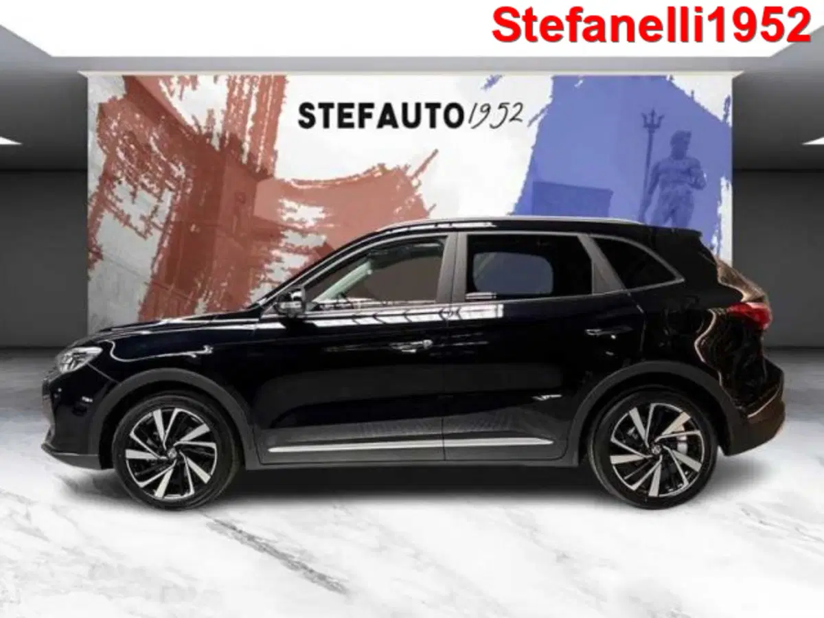 Mg ZS EV nuova a Bologna (3)