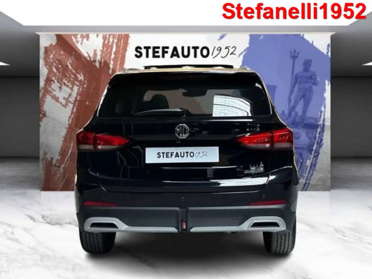 Mg ZS EV nuova a Bologna (6)