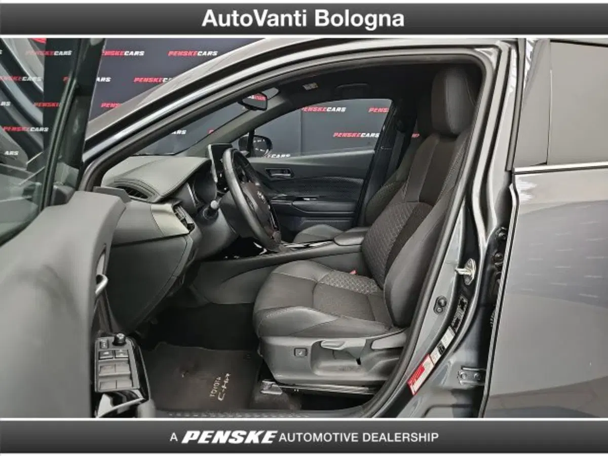 Toyota Toyota C-HR usata a Bologna (10)