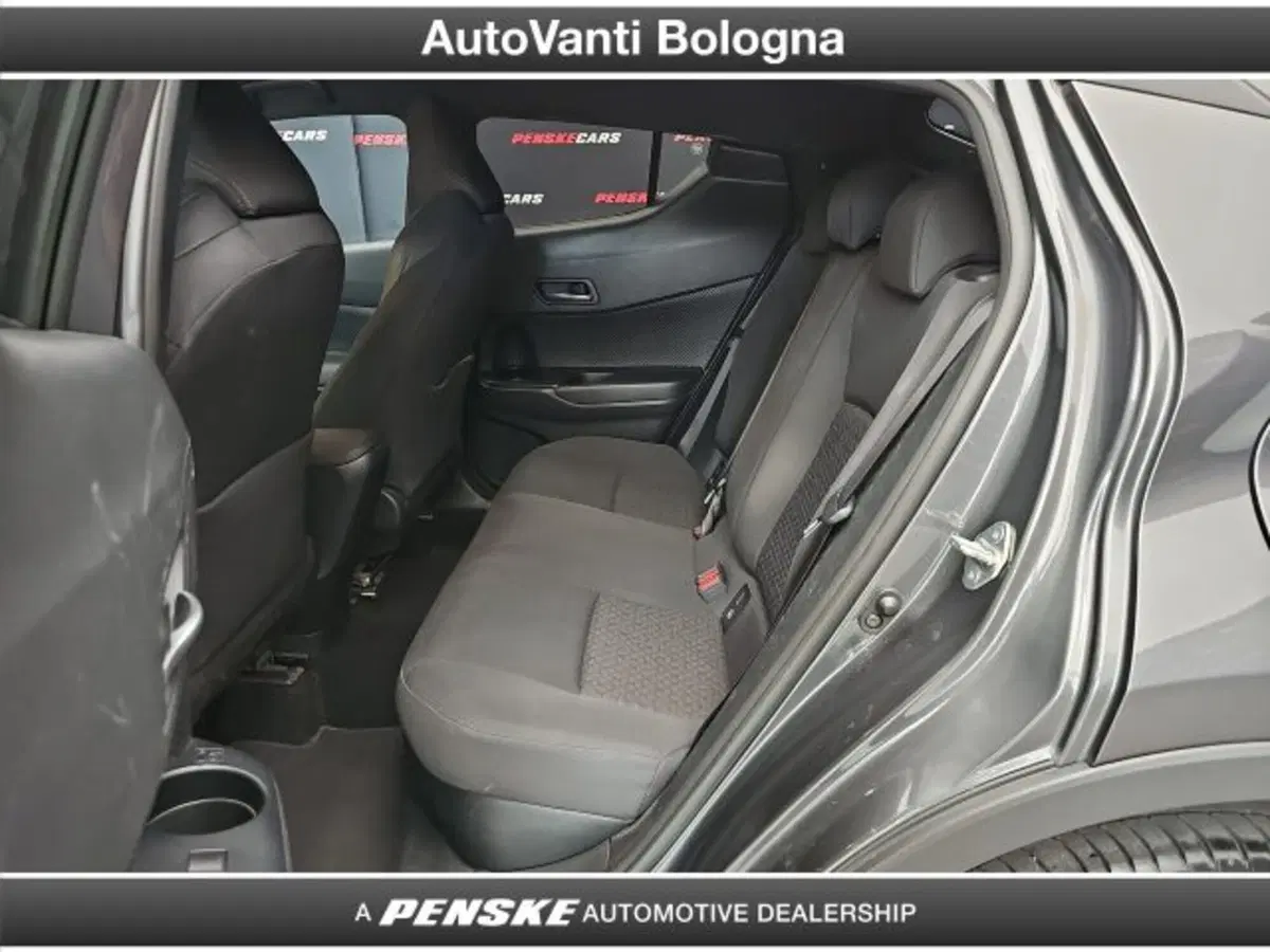 Toyota Toyota C-HR usata a Bologna (11)