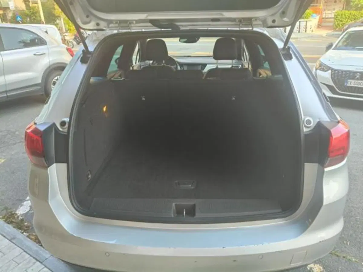Opel Astra Station Wagon usata a Savona (14)