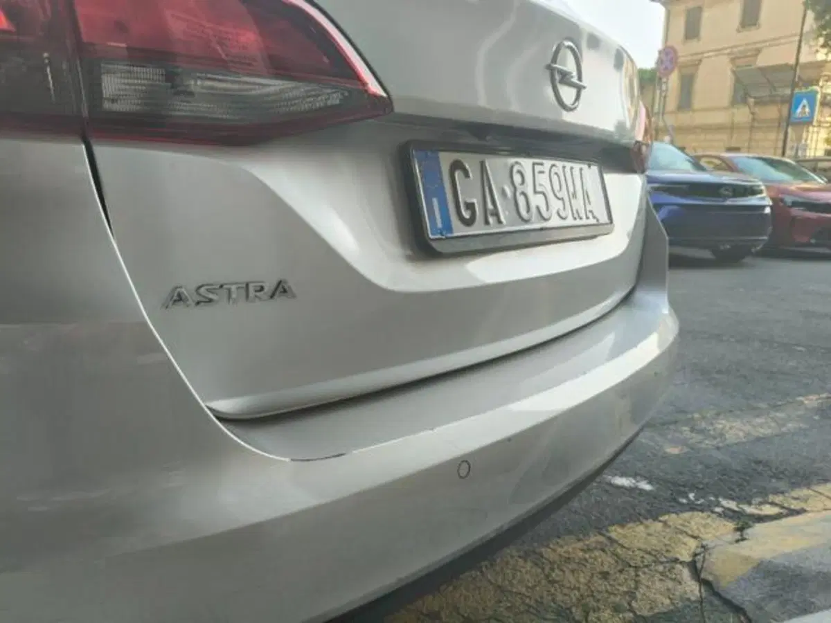 Opel Astra Station Wagon usata a Savona (15)