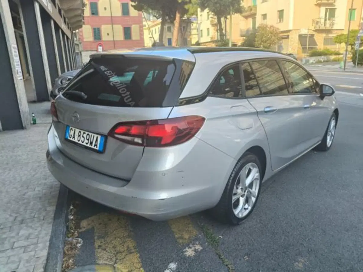 Opel Astra Station Wagon usata a Savona (6)