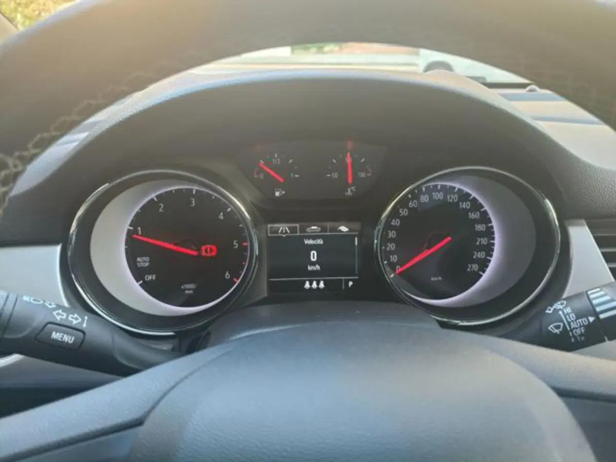 Opel Astra Station Wagon usata a Savona (9)