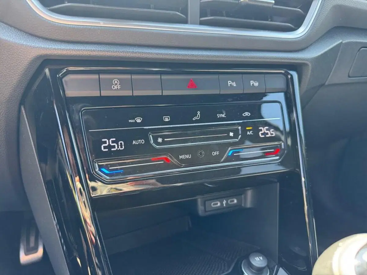 Volkswagen T-Roc usata a Ravenna (14)