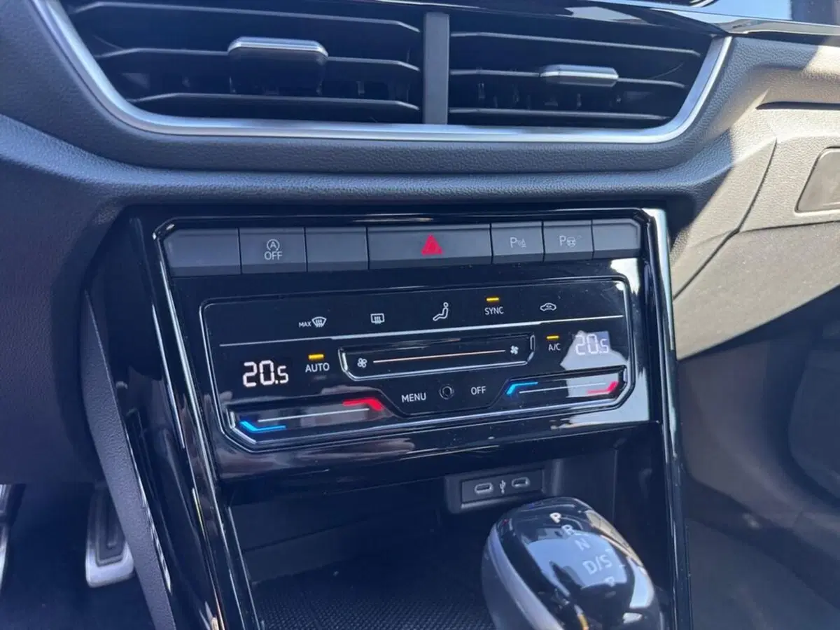 Volkswagen T-Roc usata a Ravenna (15)