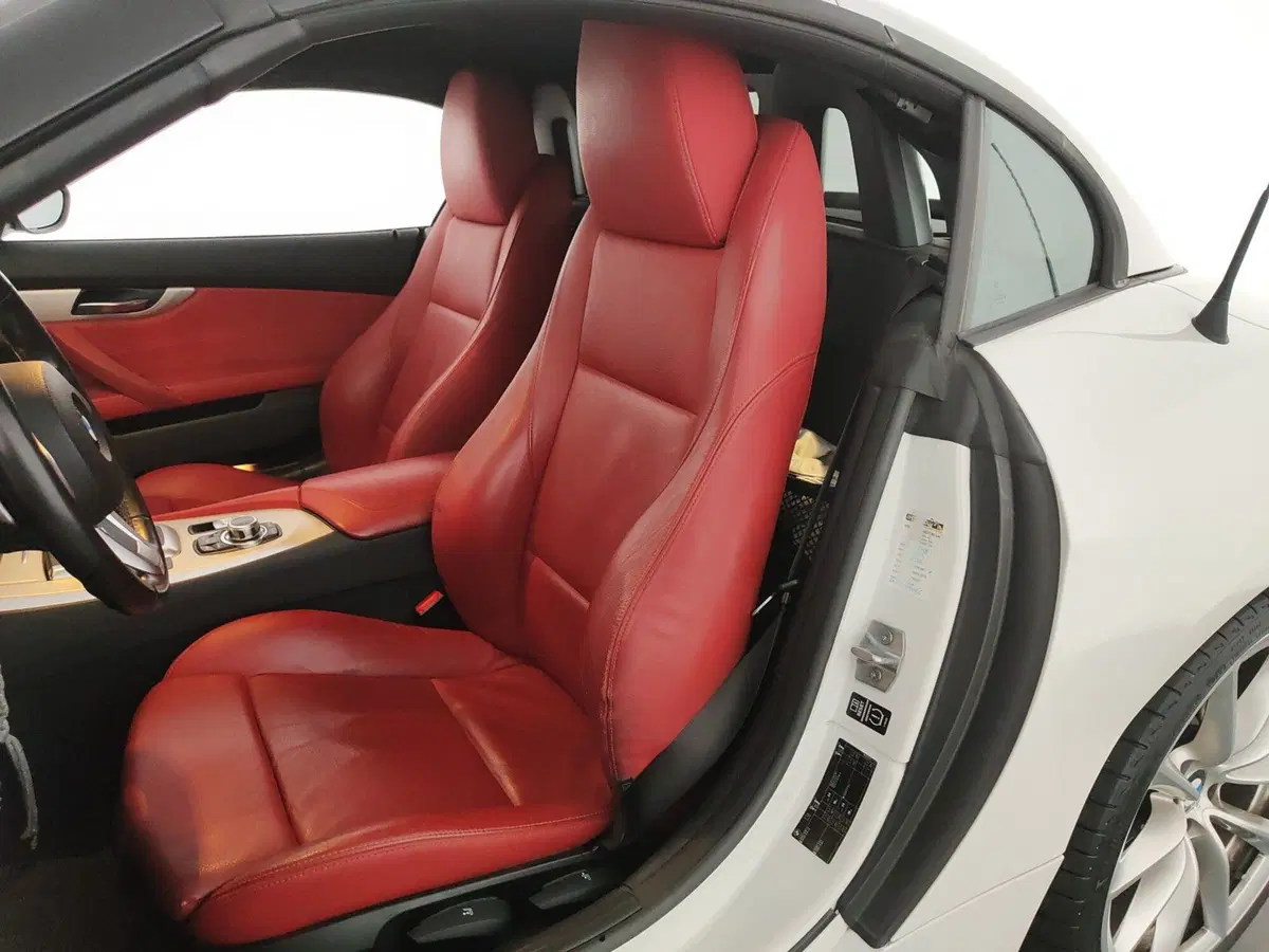 BMW Z4 Cabrio usata a Perugia (12)