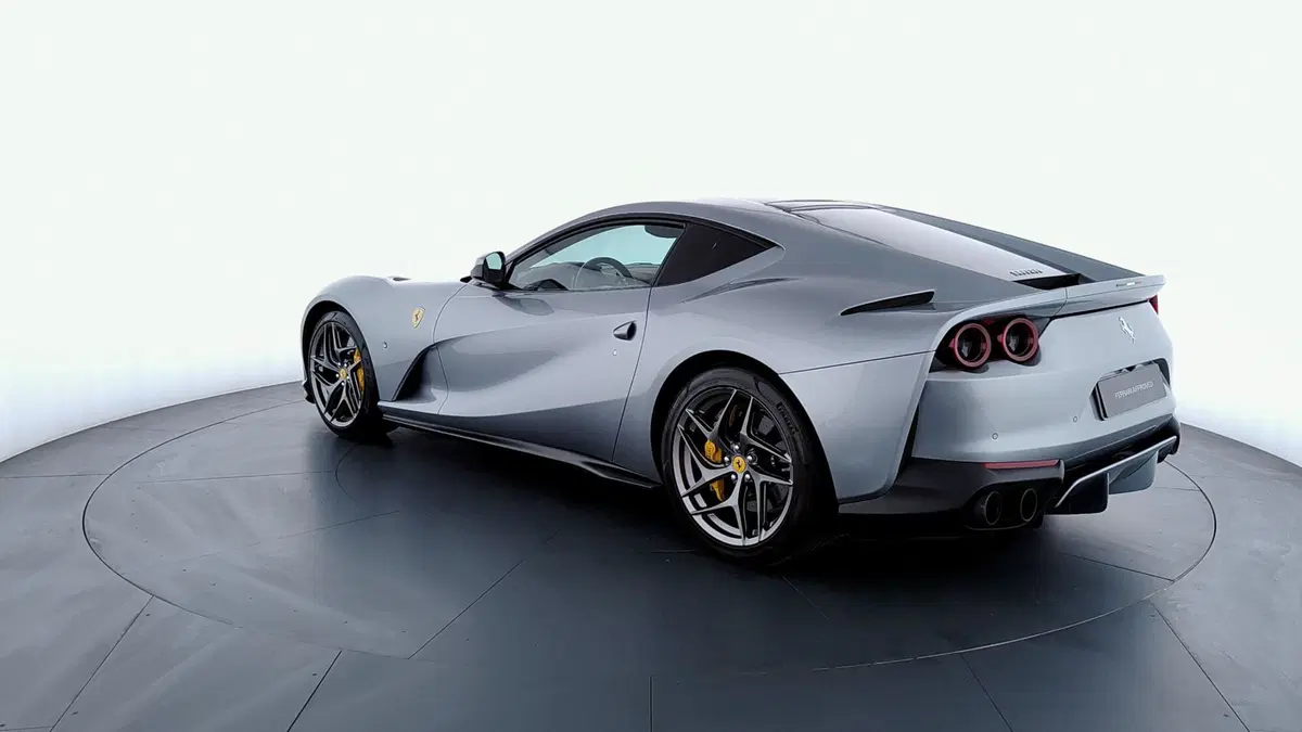 Ferrari 812 Coupé usata a Perugia (7)