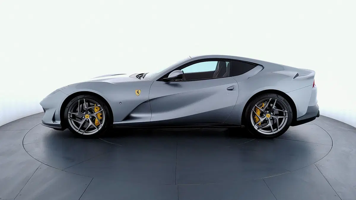 Ferrari 812 Coupé usata a Perugia (8)