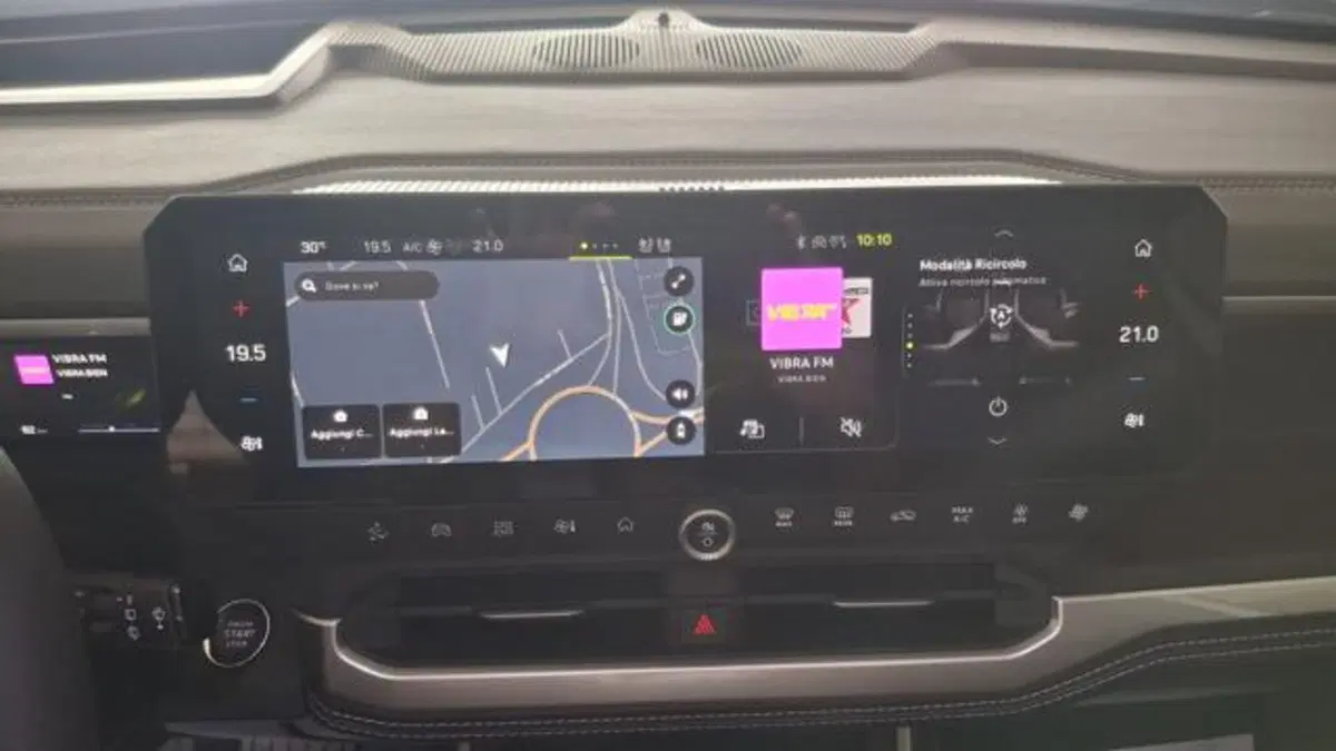 Jeep Compass nuova a Padova (10)