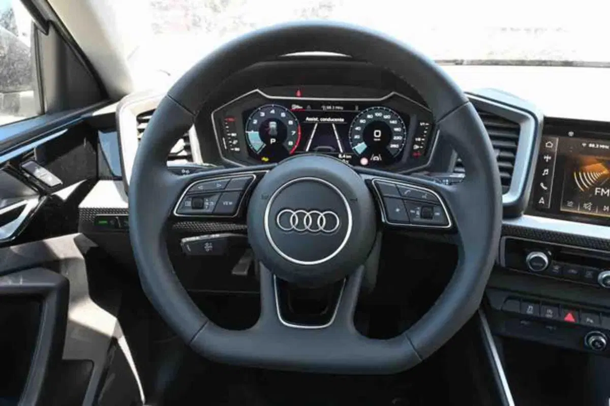 Audi A1 Sportback nuova a Torino (17)