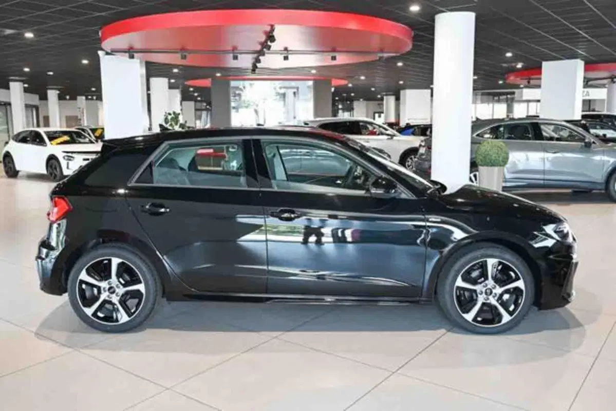 Audi A1 Sportback nuova a Torino (18)