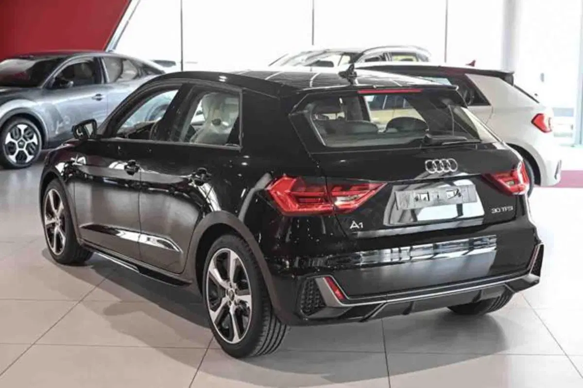 Audi A1 Sportback nuova a Torino (4)