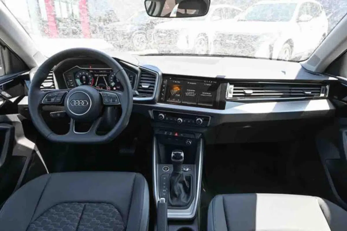 Audi A1 Sportback nuova a Torino (7)