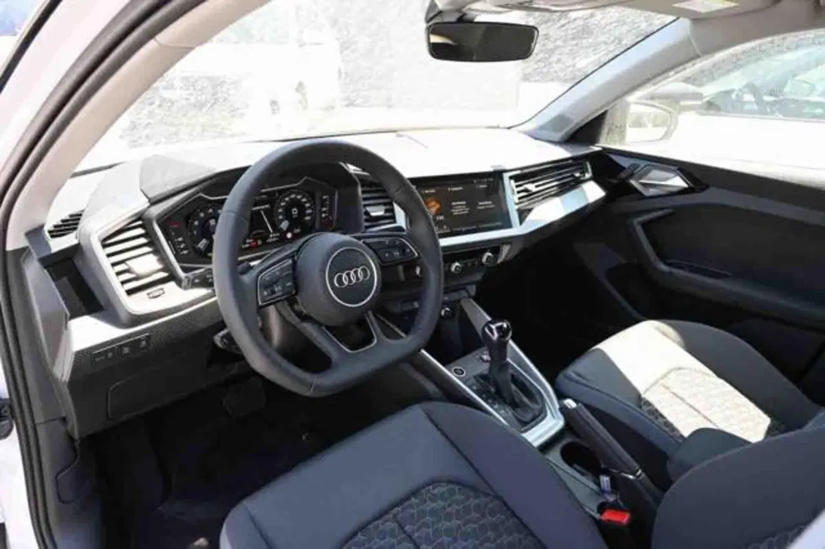 Audi A1 Sportback nuova a Torino (8)