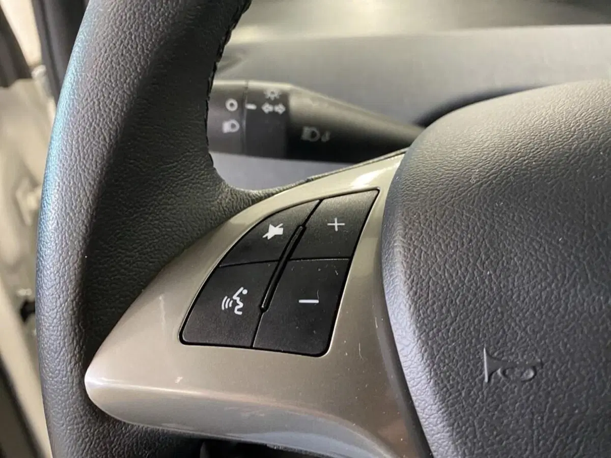 Lancia Ypsilon usata a Torino (13)
