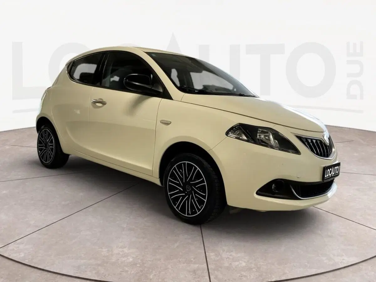 Lancia Ypsilon usata a Torino (3)