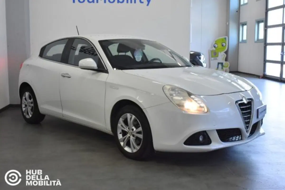 Alfa Romeo Giulietta usata a Perugia (2)