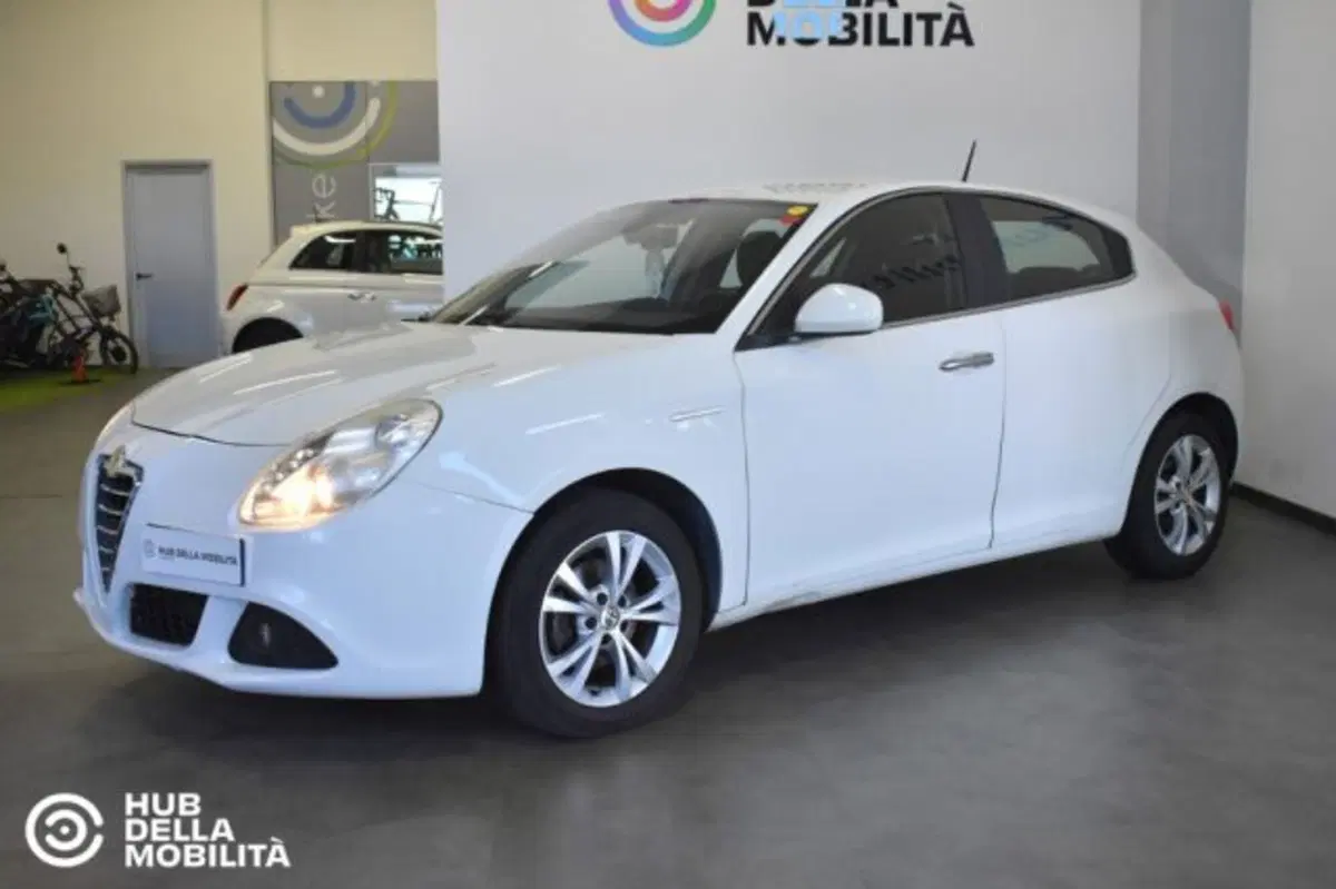 Alfa Romeo Giulietta usata a Perugia (3)
