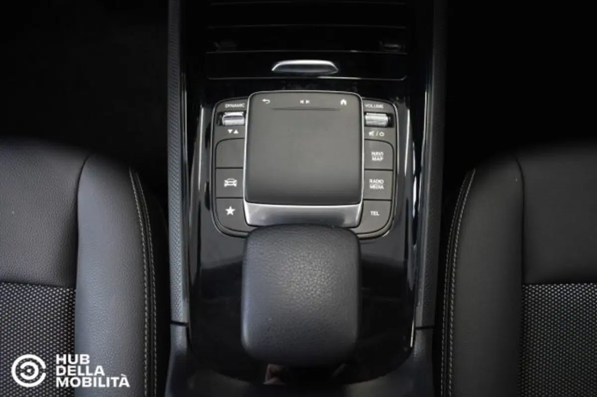 Mercedes-Benz GLA SUV usata a Perugia (11)