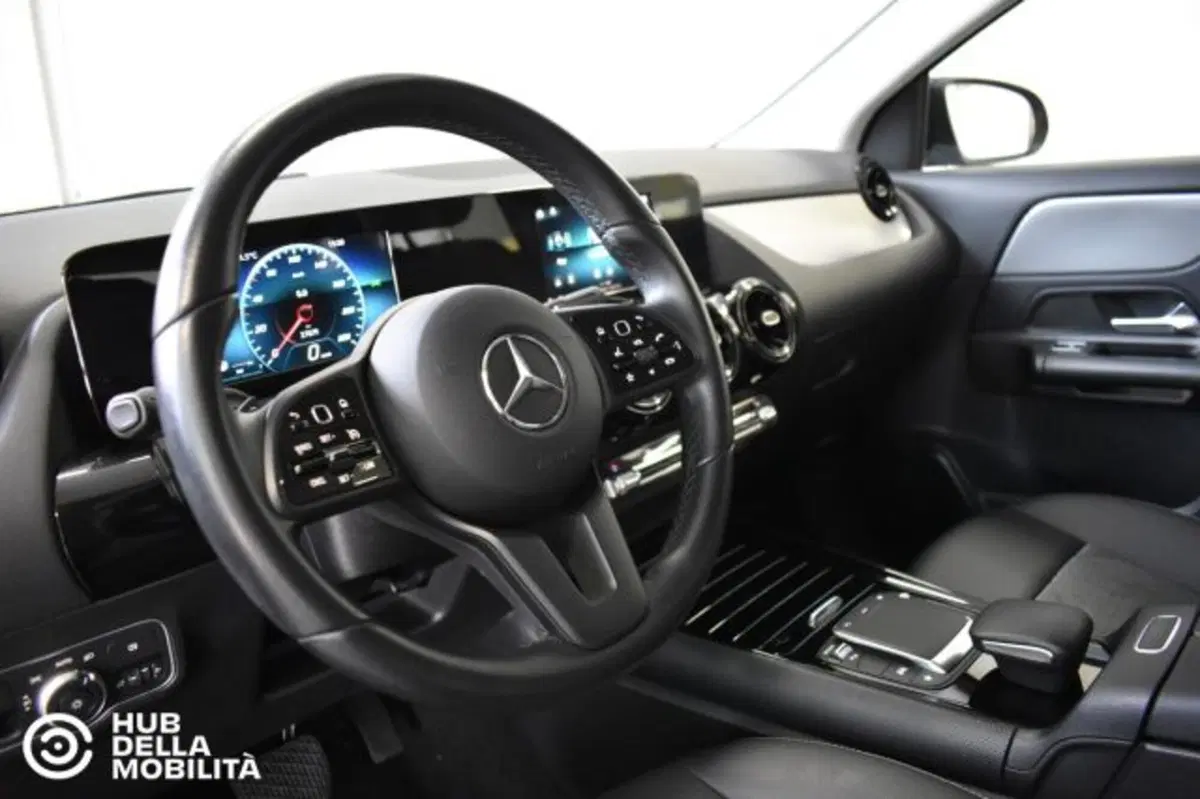 Mercedes-Benz GLA SUV usata a Perugia (19)