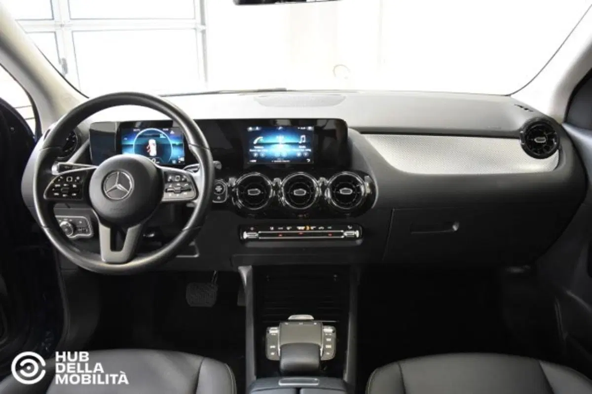 Mercedes-Benz GLA SUV usata a Perugia (9)